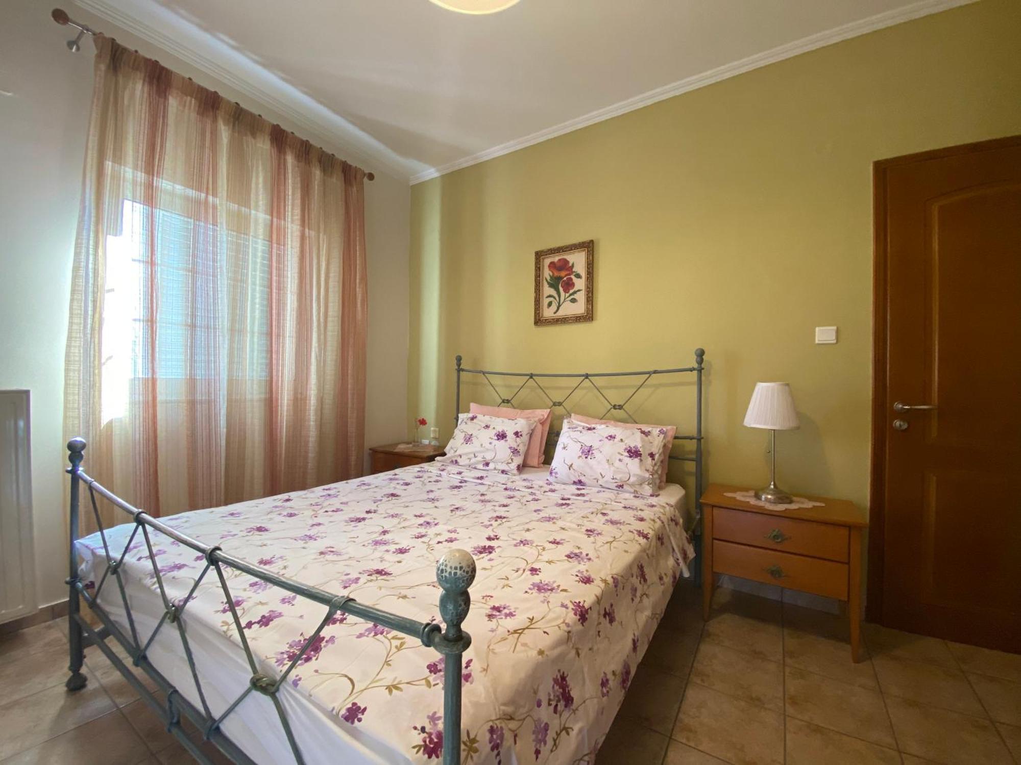 Cozy & Quiet City Apartment Trikala  Ngoại thất bức ảnh